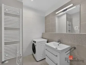 Pronájem bytu 2+kk, Praha - Modřany, Rorýsová, 66 m2