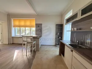 Pronájem bytu 2+kk, Karlovy Vary, Poděbradská, 61 m2