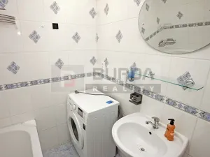 Pronájem bytu 2+kk, Praha - Troja, Hnězdenská, 36 m2
