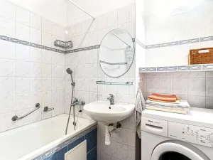 Prodej bytu 2+1, Tábor, Husinecká, 66 m2
