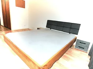 Prodej bytu 2+kk, Praha - Holešovice, Veverkova, 50 m2