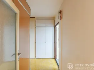 Prodej bytu 3+1, Praha - Modřany, Vazovova, 62 m2