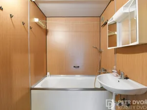 Prodej bytu 3+1, Praha - Modřany, Vazovova, 62 m2