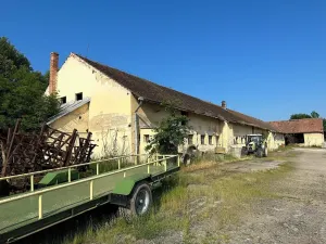 Dražba - jiné, Dub, 814 m2