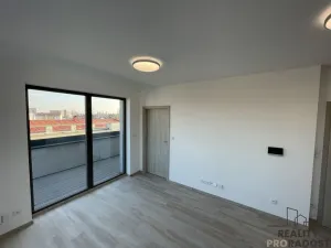 Pronájem bytu 2+kk, Břeclav, Břetislavova, 36 m2