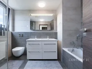 Prodej bytu 4+kk, Praha - Modřany, Horkého, 129 m2