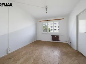 Prodej bytu 3+1, Hroznětín, Sídliště, 73 m2