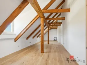 Prodej bytu 3+kk, Jince, Slavíkova, 112 m2