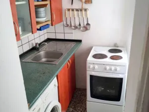 Pronájem bytu 2+kk, Praha - Košíře, Holečkova, 43 m2