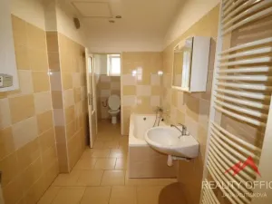 Pronájem bytu 2+kk, Děčín - Děčín II-Nové Město, Příkrá, 45 m2
