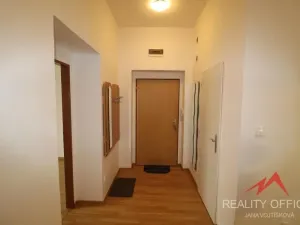 Pronájem bytu 2+kk, Děčín - Děčín II-Nové Město, Příkrá, 45 m2