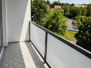 Pronájem bytu 3+1, Cheb, Stavbařů, 60 m2