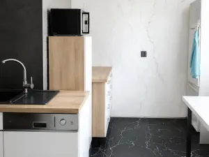 Pronájem bytu 3+1, Cheb, Stavbařů, 60 m2