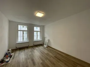 Pronájem bytu 2+1, Praha, Bořivojova, 72 m2