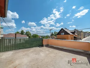 Prodej rodinného domu, Plesná, 5. května, 185 m2