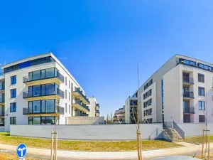 Prodej garážového stání, Plzeň - Jižní Předměstí, Měděná, 15 m2