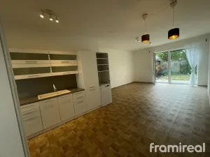 Prodej bytu 4+kk, Znojmo, Smutného, 79 m2