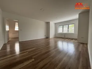 Prodej činžovního domu, Hradec Králové - Slezské Předměstí, Pouchovská, 460 m2