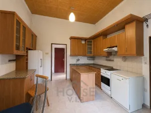 Prodej vícegeneračního domu, Praha, Hejtmanská, 275 m2