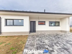 Prodej rodinného domu, Hevlín, 113 m2