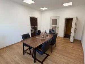 Pronájem kanceláře, Ostrava, Purkyňova, 209 m2