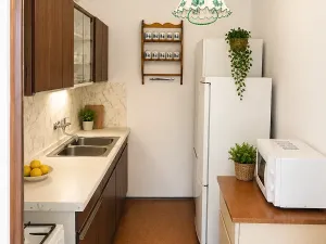 Prodej bytu 3+1, Praha - Motol, Hennerova, 80 m2