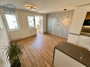 Pronájem bytu 3+kk, Brno - Žebětín, Hlinecká, 62 m2