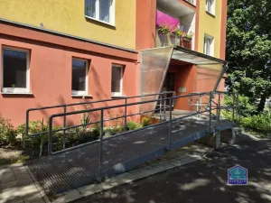 Prodej bytu 2+1, Karlovy Vary, Západní, 53 m2