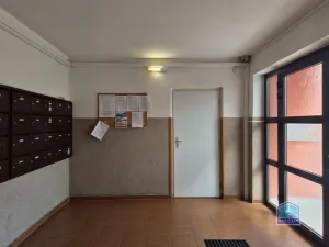 Prodej bytu 2+1, Karlovy Vary, Západní, 53 m2