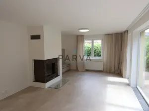 Pronájem rodinného domu, Plzeň - Litice, Dubová, 165 m2
