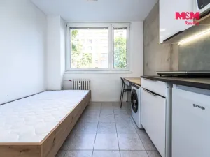 Pronájem obchodního prostoru, Praha - Hlubočepy, Pražského, 14 m2