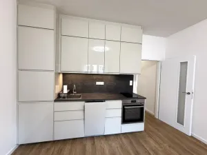 Pronájem bytu 1+kk, Praha - Michle, 28 m2