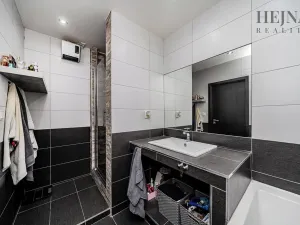 Prodej bytu 4+1, Orlová, Karla Dvořáčka, 82 m2