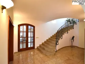 Prodej rodinného domu, Průhonice, Polní, 510 m2