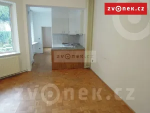 Pronájem kanceláře, Zlín, Sokolská, 78 m2