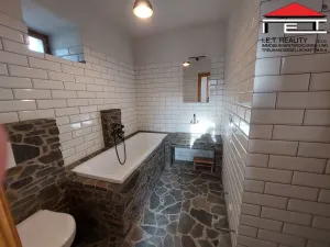Pronájem rodinného domu, Babice, U Výmoly, 212 m2