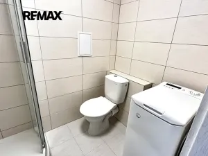 Pronájem bytu 1+kk, Kladno, Italská, 27 m2