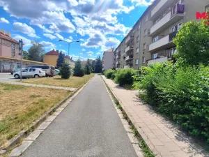 Prodej bytu 2+1, Hradec Králové, Ladova, 60 m2