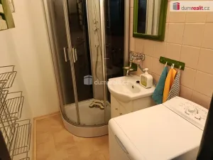 Pronájem bytu 2+kk, Praha - Kobylisy, Rajmonova, 45 m2