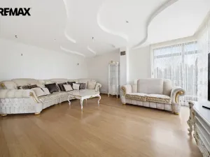 Prodej rodinného domu, Jesenice - Zdiměřice, Sýkorová, 363 m2