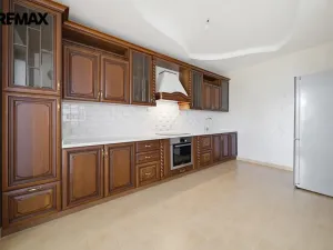 Prodej rodinného domu, Jesenice - Zdiměřice, Sýkorová, 363 m2