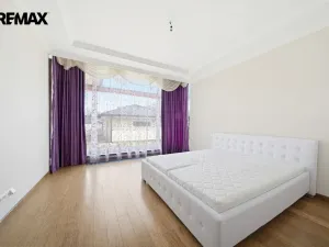 Prodej rodinného domu, Jesenice - Zdiměřice, Sýkorová, 363 m2