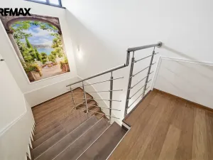 Prodej rodinného domu, Jesenice - Zdiměřice, Sýkorová, 363 m2