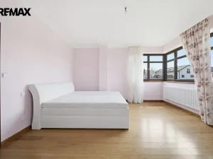 Prodej rodinného domu, Jesenice - Zdiměřice, Sýkorová, 363 m2