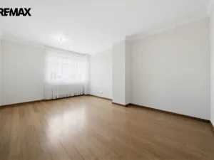 Prodej rodinného domu, Jesenice - Zdiměřice, Sýkorová, 363 m2
