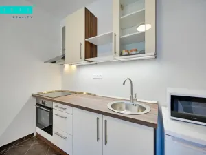 Pronájem bytu 2+kk, Olomouc, Šmeralova, 43 m2