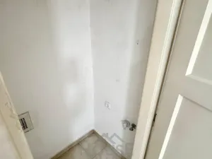 Prodej bytu 2+1, Praha - Žižkov, Jeseniova, 71 m2