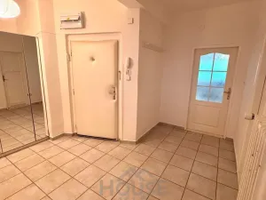 Pronájem bytu 3+kk, Praha - Žižkov, Jeseniova, 71 m2