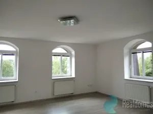 Pronájem bytu 2+1, Včelná, 79 m2