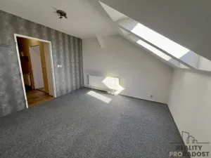 Prodej bytu 1+1, Hodonín, Jarošova, 35 m2